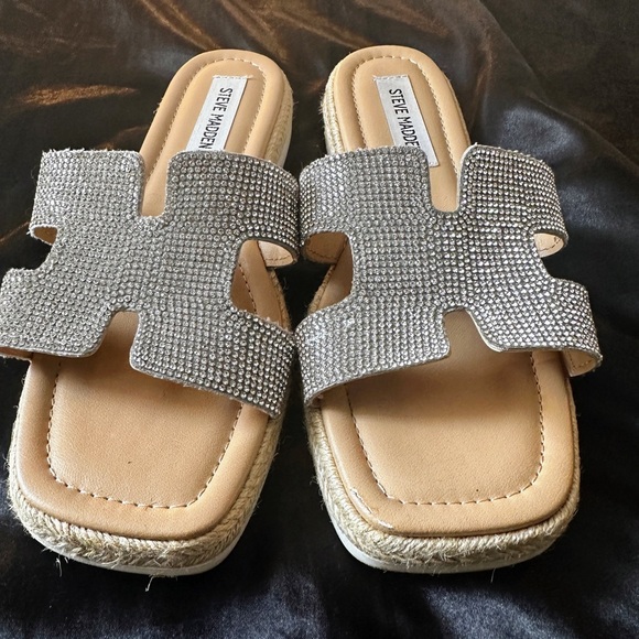 Steve Madden Glittering Silver Espadrille Slides - Picture 2 of 4